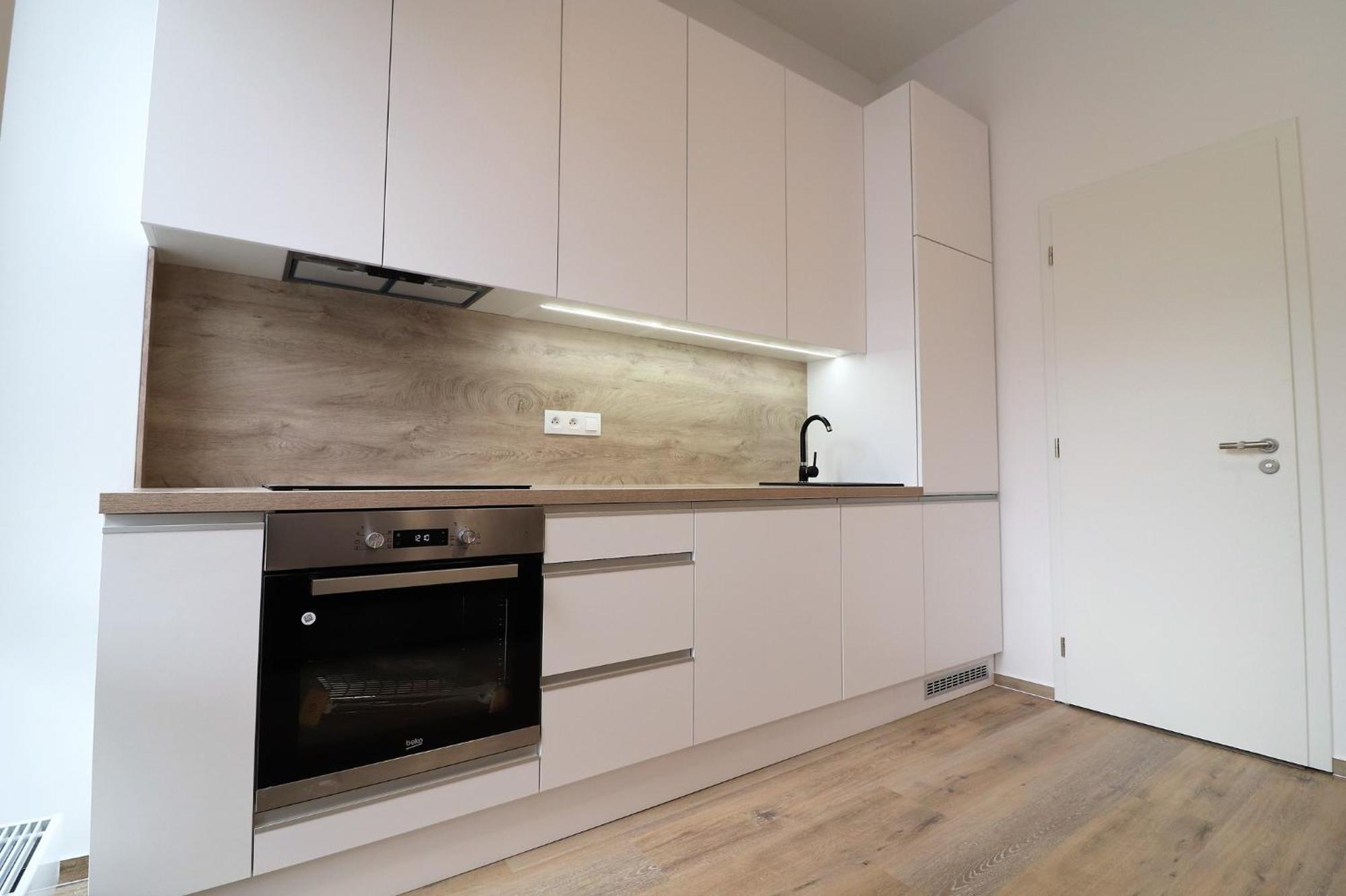 Park Tower Apartment V Centru Zlina Kültér fotó