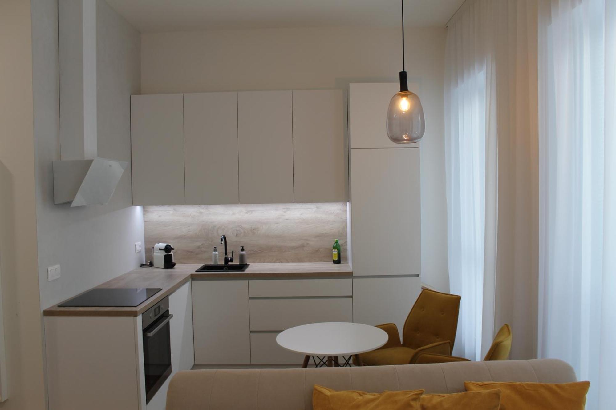 Park Tower Apartment V Centru Zlina Kültér fotó